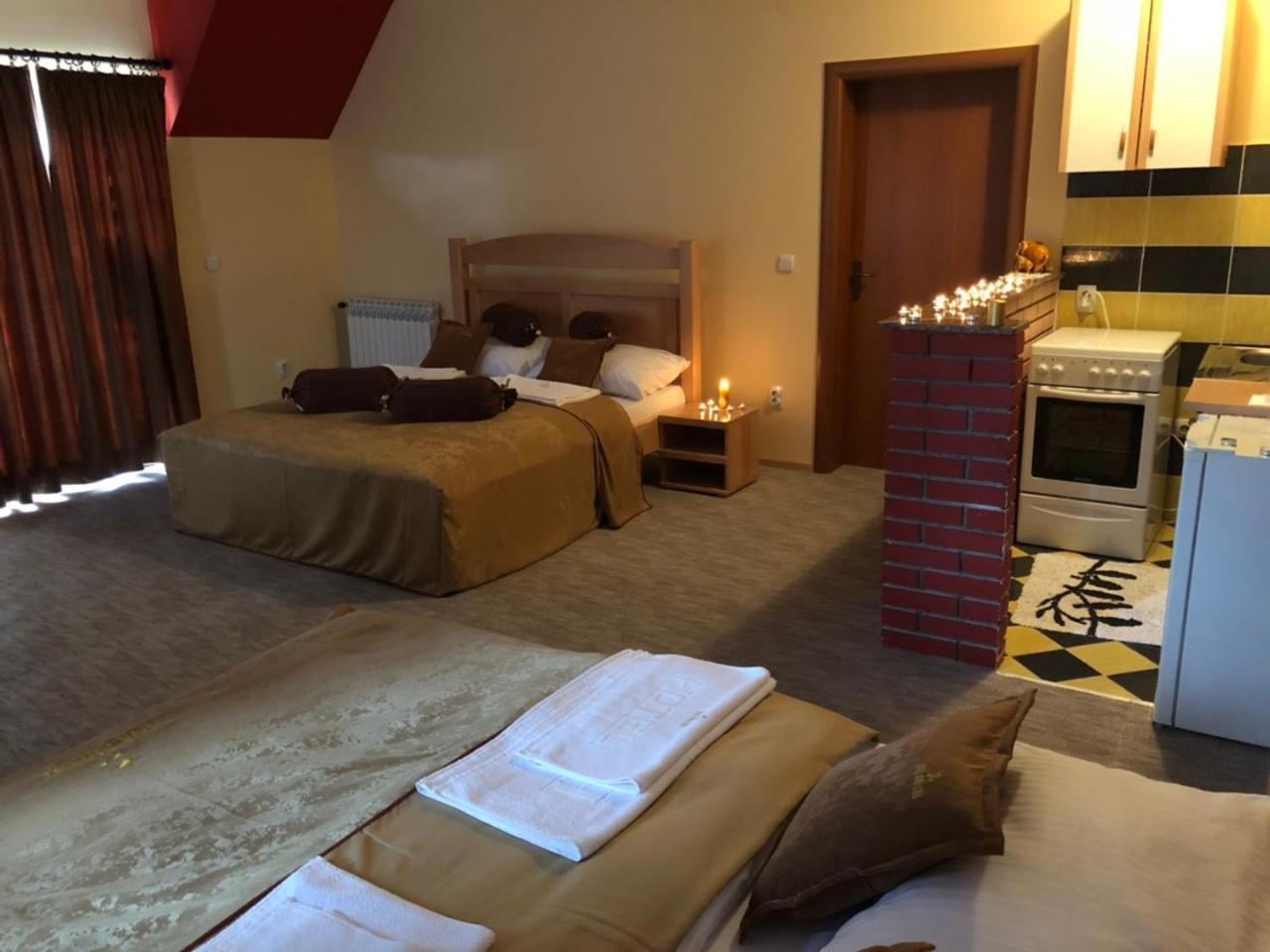 Hotel Dva Goluba ปาเล ห้อง รูปภาพ